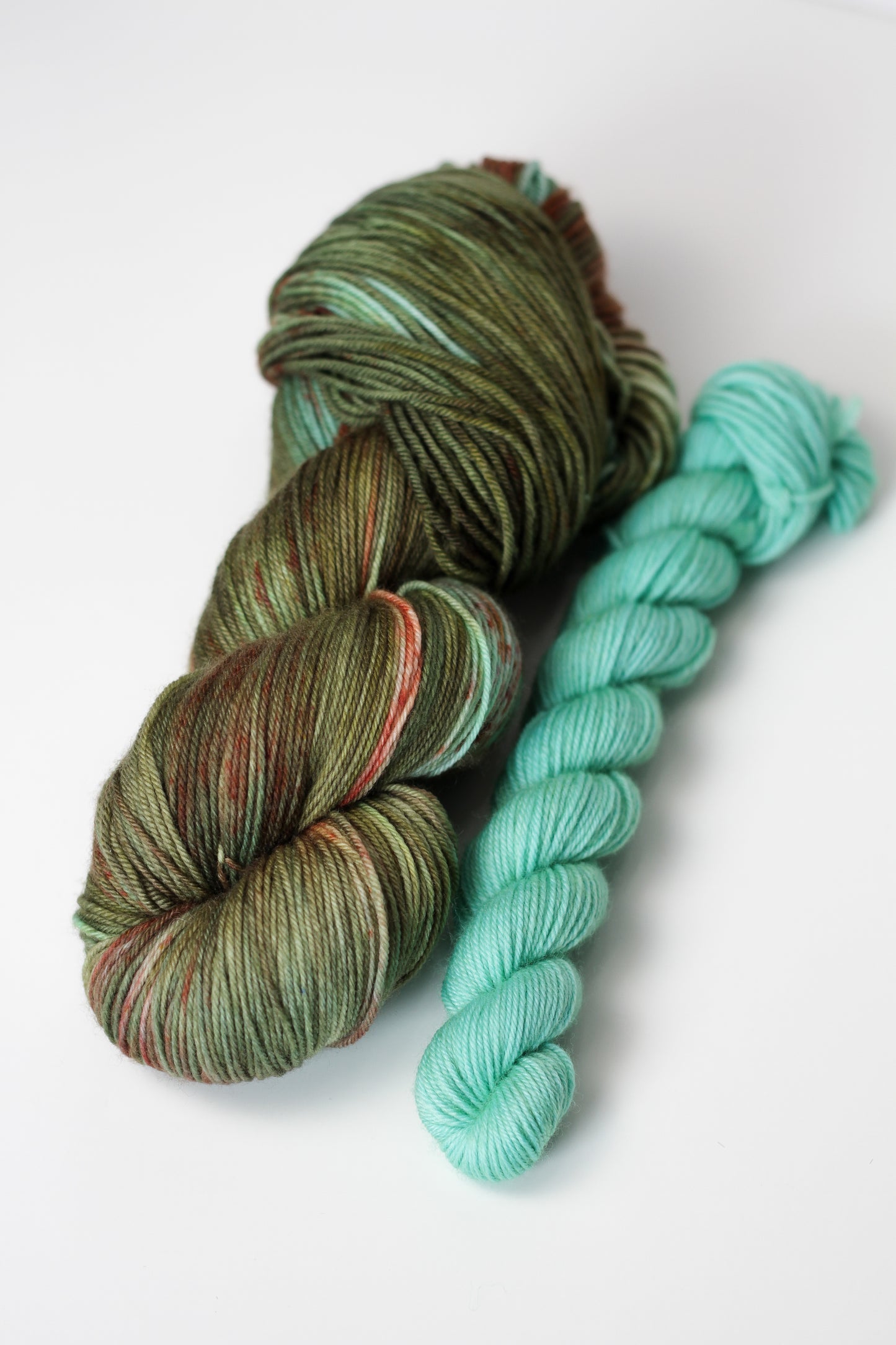 The Art Of Knitting - April Soft Sock Set