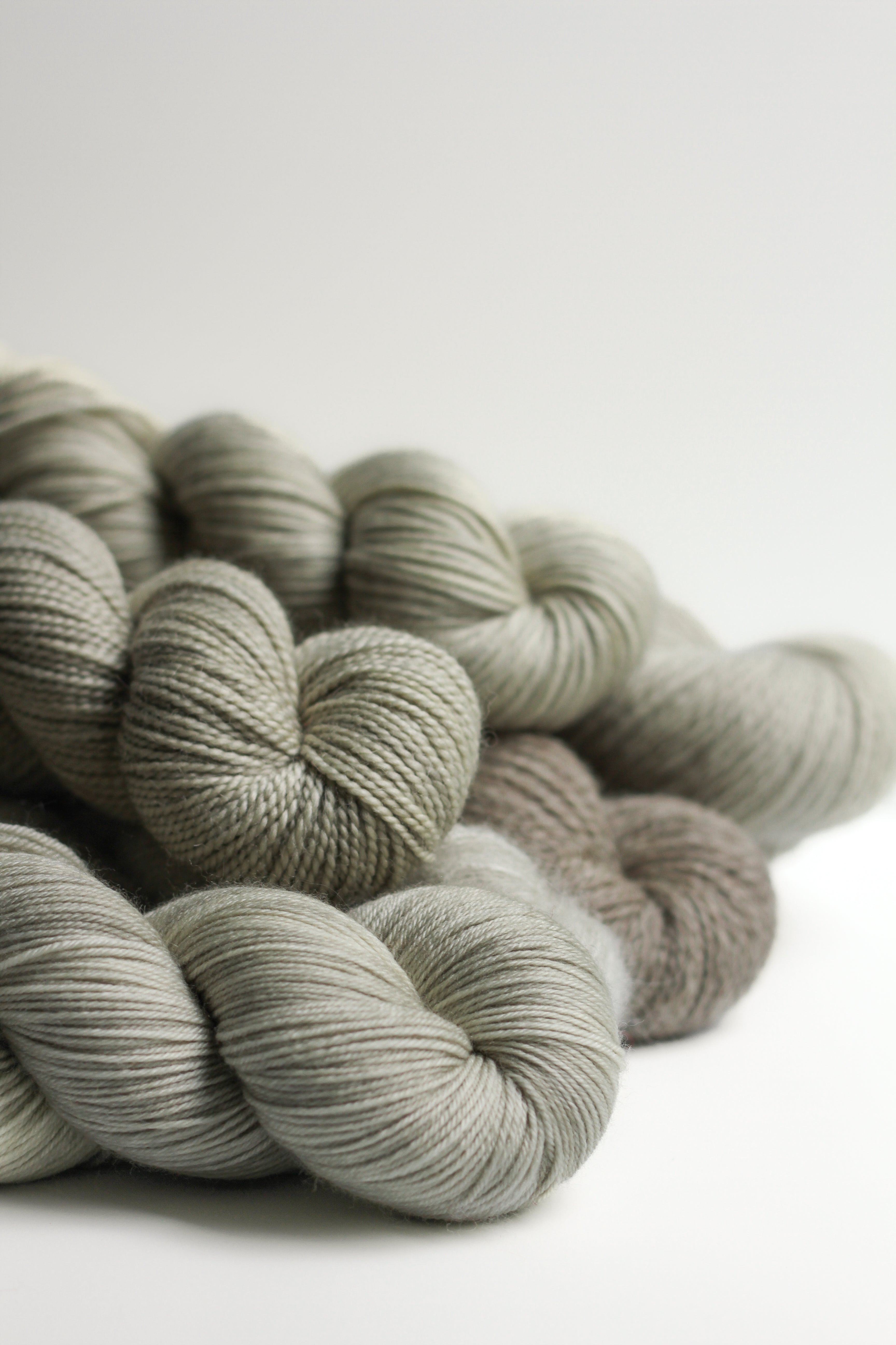Adirondack Haze – NEWBURGH YARN CO.